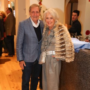Dinner-for-Greece-West-end-magazine